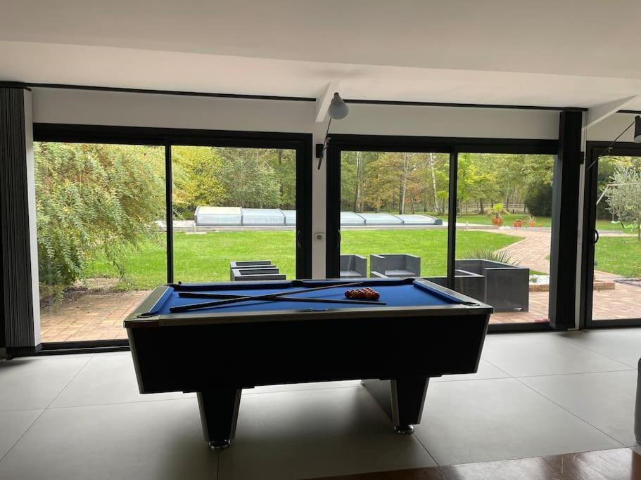 Magnifique Villa Avec Piscine En Sologne Vouzeron Kültér fotó