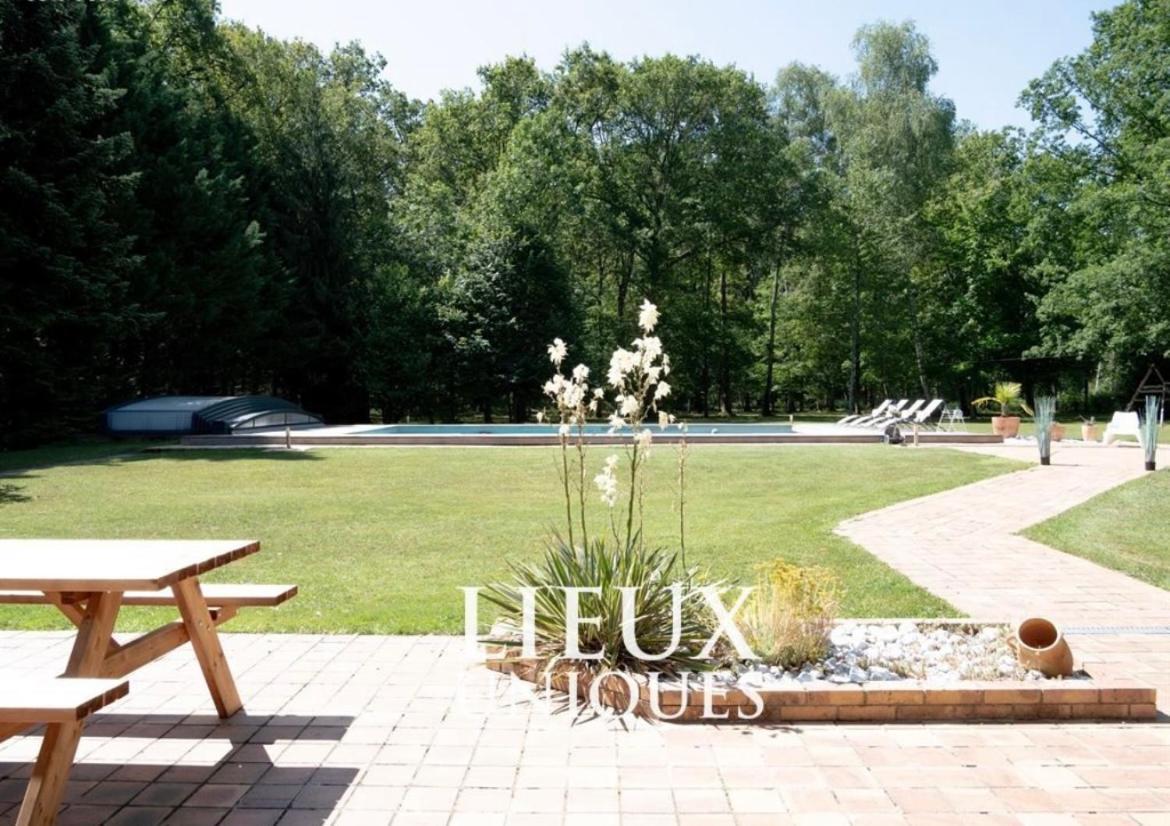 Magnifique Villa Avec Piscine En Sologne Vouzeron Kültér fotó